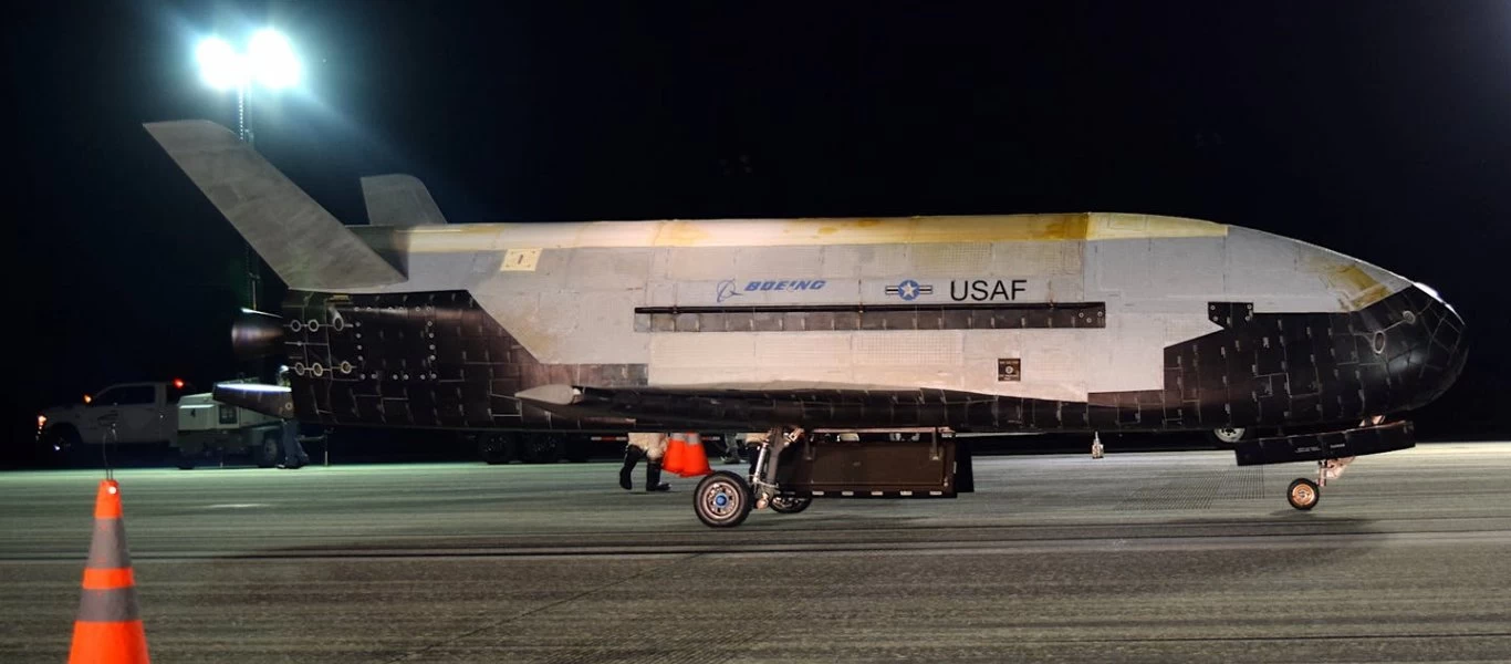 X-37B: Το απόρρητο drone της Αεροπορίας των ΗΠΑ που βρίσκεται σε τροχιά γύρω από τη Γη (βίντεο)
